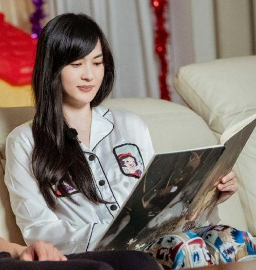 素人接吻在线视频,真实情感流露，网络视频引发热议